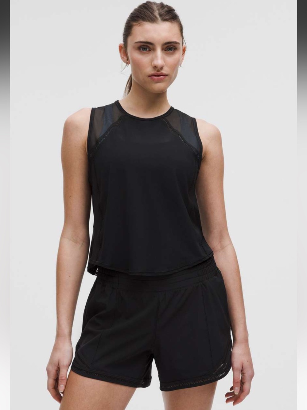 NWT!🍋🍋Lululemon Sculpt Cropped Tank Top Lace Trim🍋🍋. Size 14. Color Black.